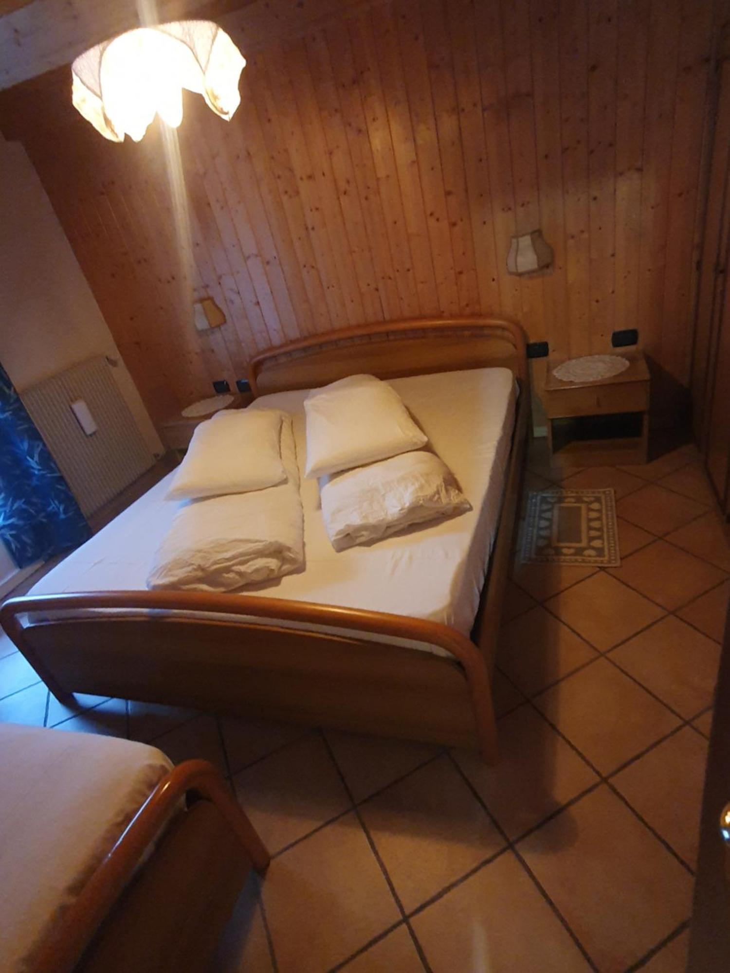 Casa Claudio-Appartamenti In Centro Campitello di Fassa Exterior foto