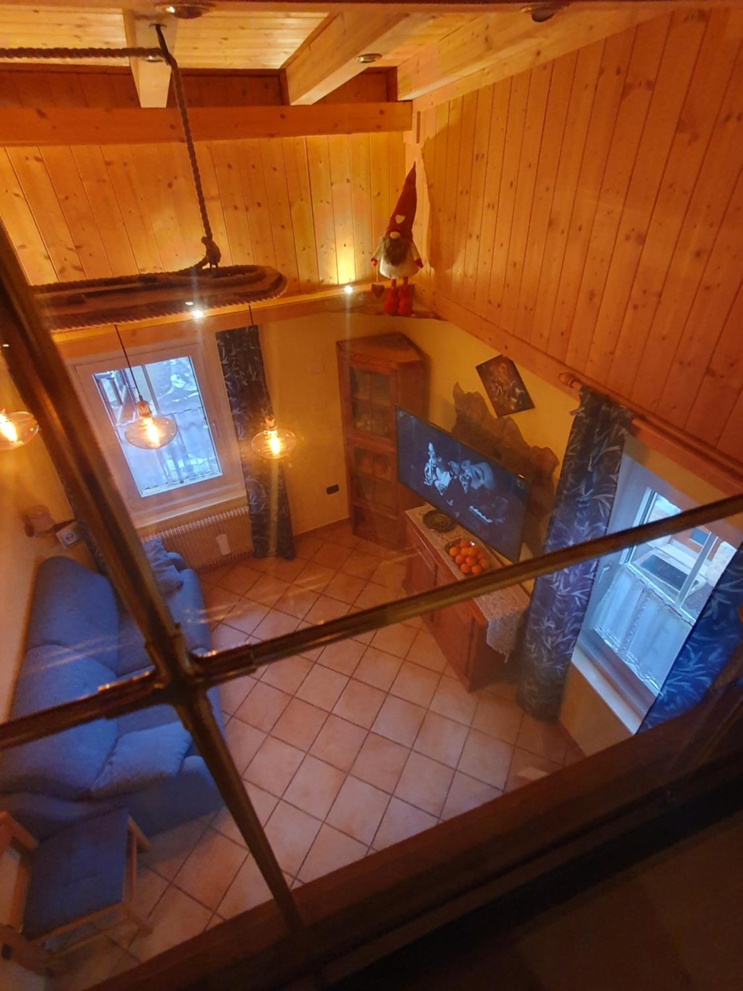 Casa Claudio-Appartamenti In Centro Campitello di Fassa Exterior foto